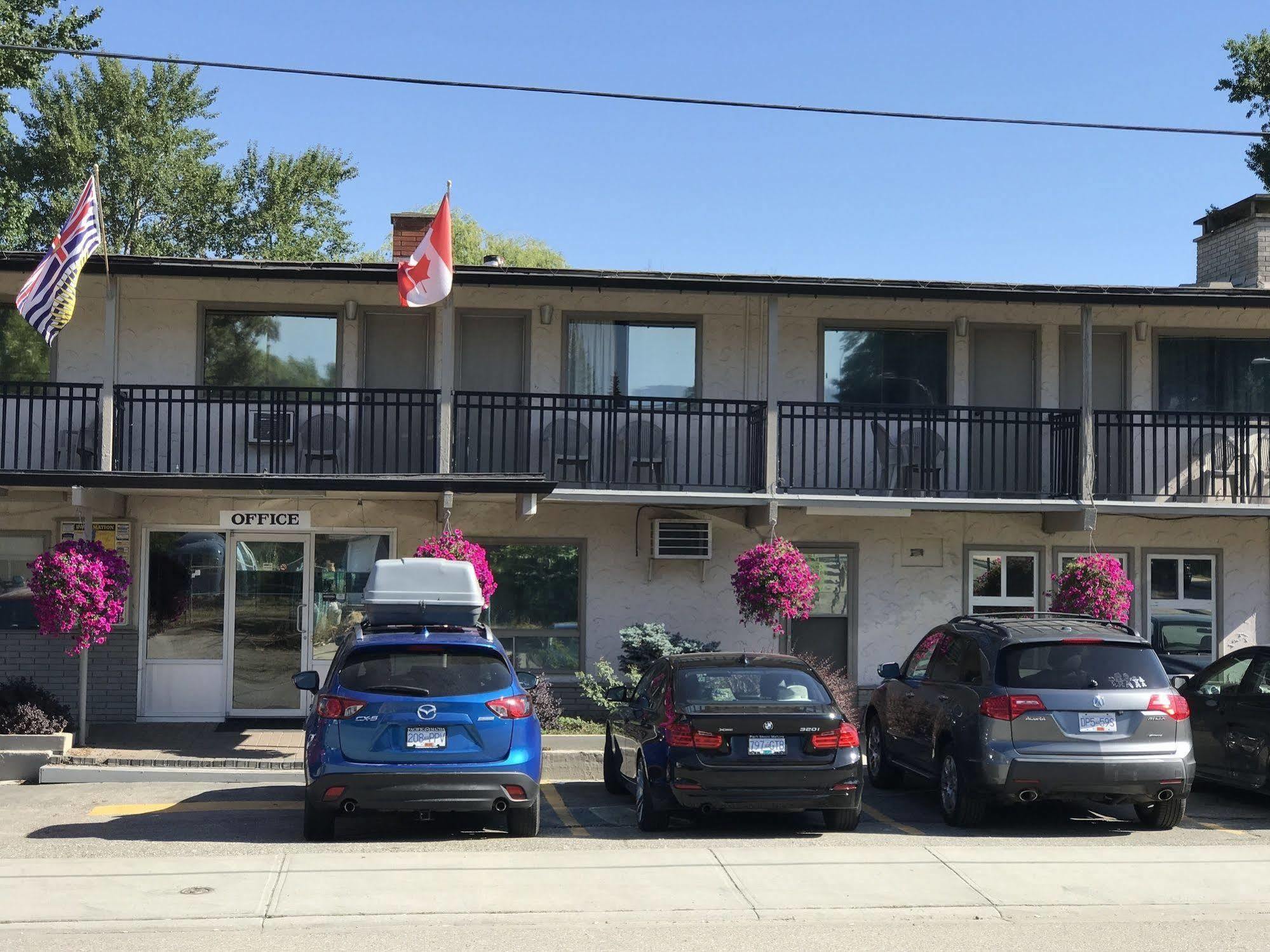 וורנון Polson Park Motel מראה חיצוני תמונה