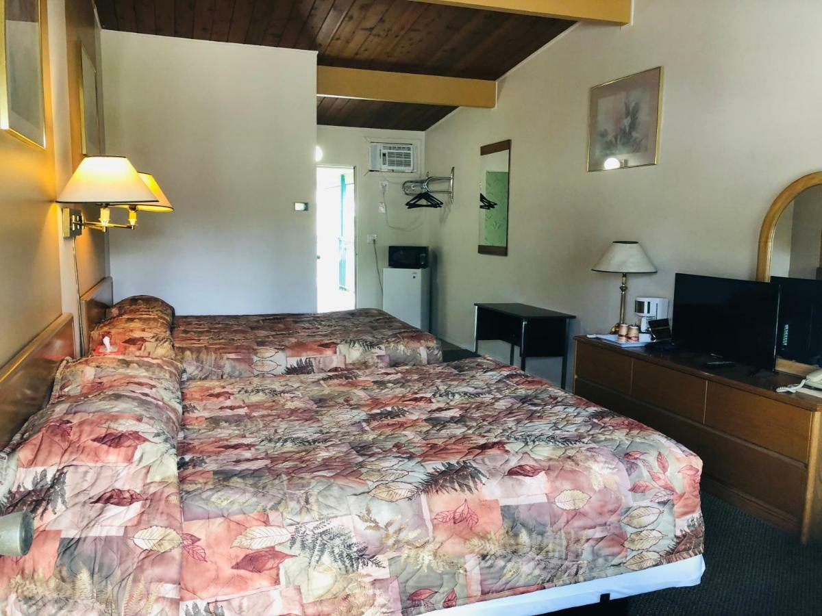 וורנון Polson Park Motel מראה חיצוני תמונה
